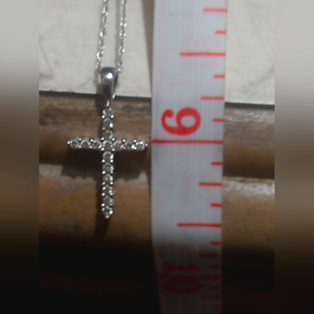 10k white gold diamond cross necklace